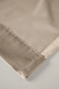 Hot Gardin beige - 135x240cm 7cm