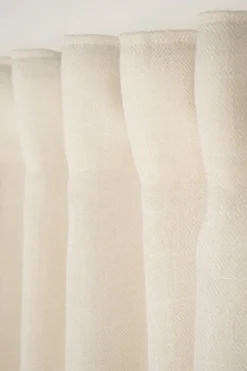 Hot Gardin ljusbeige - 135x240cm 7cm