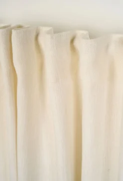 Hot Gardin offwhite - 140x240 cm