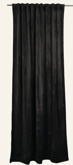 Gardin svart - 135x240cm 7cm
