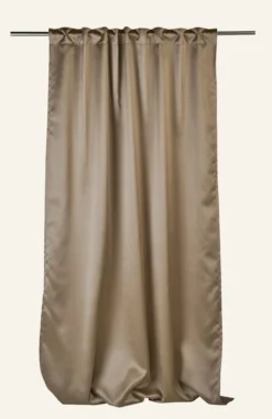 Hot Gardin taupe - 135x300 cm