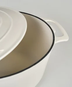 Sale Gjutjärnsgryta oval creme - 5800ml