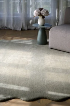 Sale Forms & Objects Golvmatta lindblomsgrön - 200x300 cm