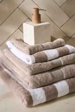 Online Handduk multi/beige - 70x140 cm