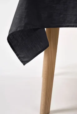 Best Linneduk svart - 140x250 cm