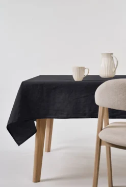 Best Linneduk svart - 140x250 cm