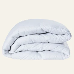 Sale Medelvarmt fibertäcke vit - 150x210 cm