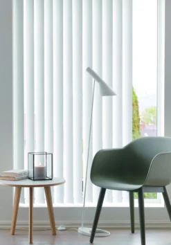 Discount Mörkläggande lameller vit - 8,9x250cm
