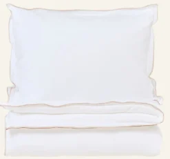New Camilla Pihl Påslakanset i satin sand - 150x210 cm