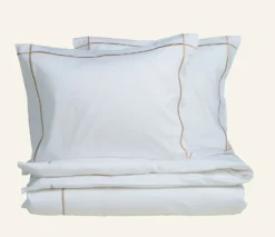 Hot Påslakanset i satin sand - 150x210 cm