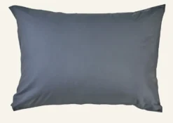 Clearance Örngott i satin dimblå - 50x60 cm
