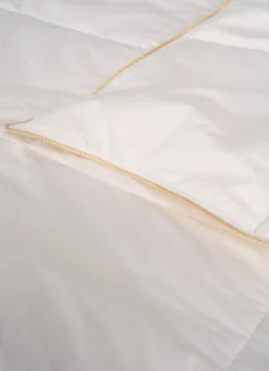 Hot Nordun Sommarduntäcke vit - 150x210 cm