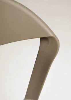 New Forms & Objects Stol mörk beige - 80 cm