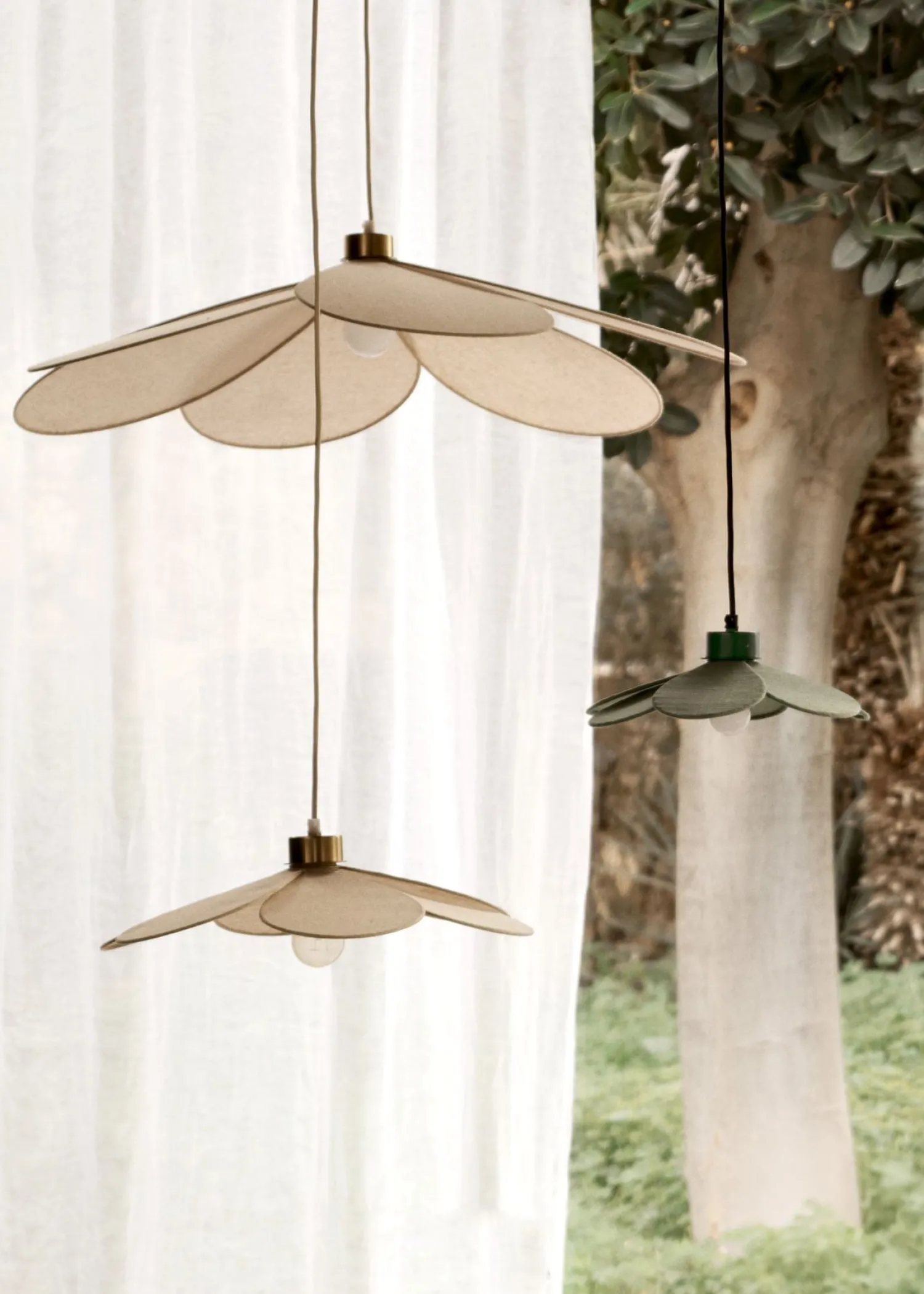 Outlet Taklampa natur - 46x46x13 cm