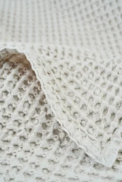 New Överkast beige - 240x240 cm